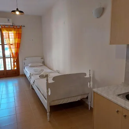 Corfu Fanis * 입소스